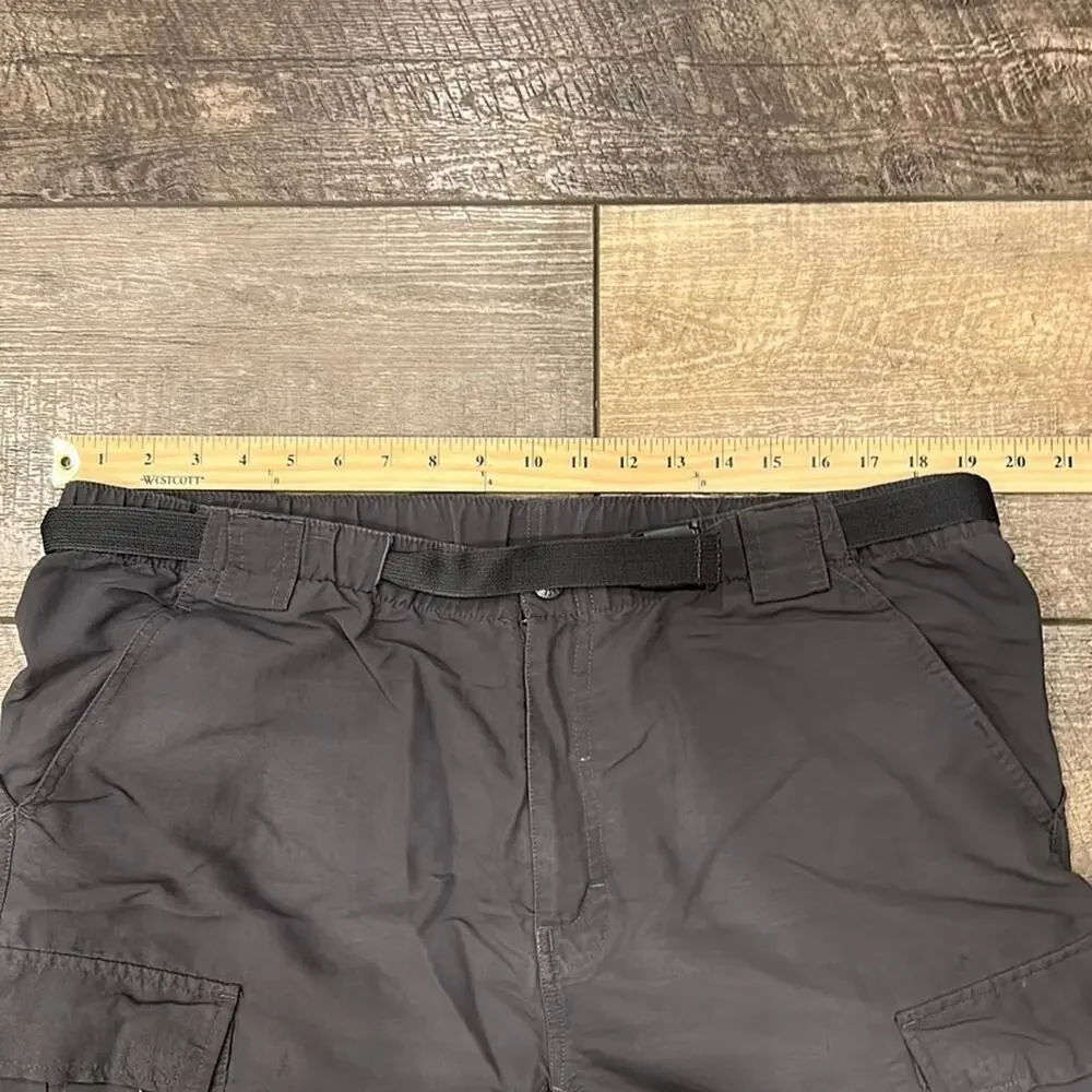 THE NORTH FACE Men's Nylon Belted  Dark Grey Cargo Shorts L